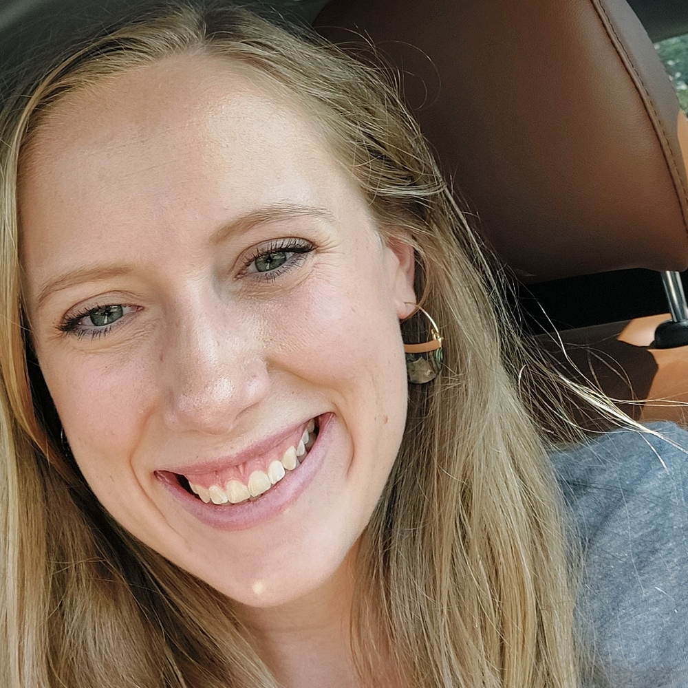 Meet your Posher, Kellie